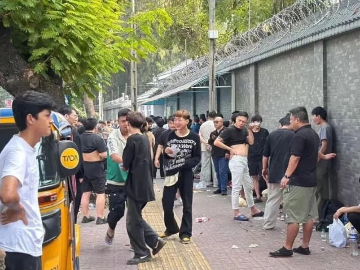 幻灯片-聚财集团-黑灰产业爆料交流通知站点