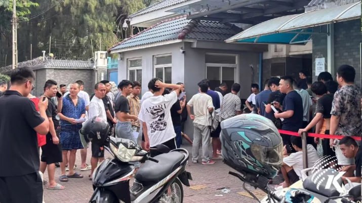 幻灯片-聚财集团-黑灰产业爆料交流通知站点